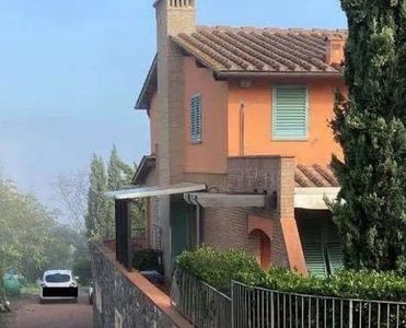 Appartamento in Vendita in SP 90 di Rosano a Rignano sull'Arno