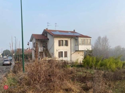 Appartamento in Vendita in Via Diego Garoglio a Casale Monferrato