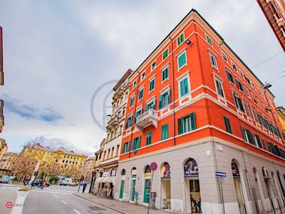 Appartamento in Vendita in Via Enrico Toti 2 a Trieste