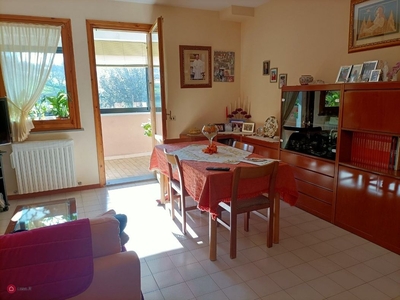 Appartamento in Vendita in Via Lago di Como a Pesaro