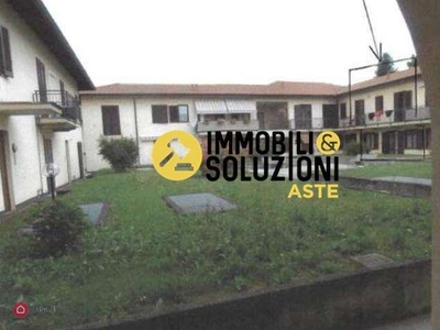 Appartamento in Vendita in Via Piave 6 a Lonate Pozzolo