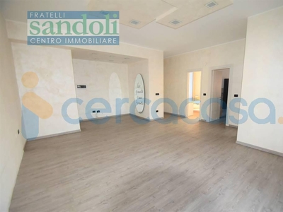Appartamento Quadrilocale in ottime condizioni in vendita a Vercelli
