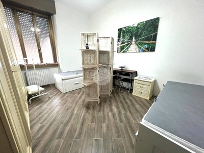 Appartamento STANZA via Giambellino 151, Giambellino, Milano