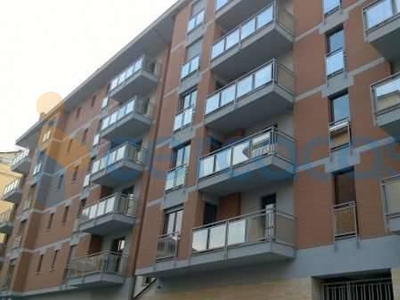 Appartamento Trilocale di nuova costruzione, in vendita in Via Caprie, Torino