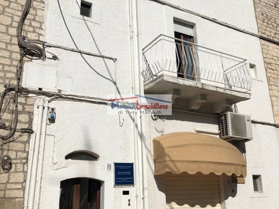 Appartamento via Maggiore Domenico Turitto, Centro, Cassano delle Murge