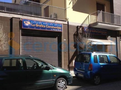 Attività commerciale da ristrutturare in affitto a Cosenza