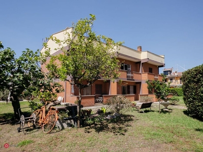 Casa Bi/Trifamiliare in Vendita in Via DEGLI ARGONAUTI 5 C a Pomezia