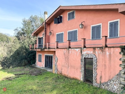 Casa Bi/Trifamiliare in Vendita in Via della Madonnella a Riano
