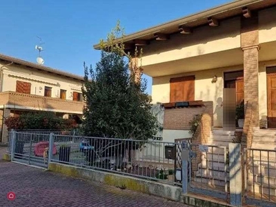 Casa Bi/Trifamiliare in Vendita in Via Sauro Babini a Ravenna