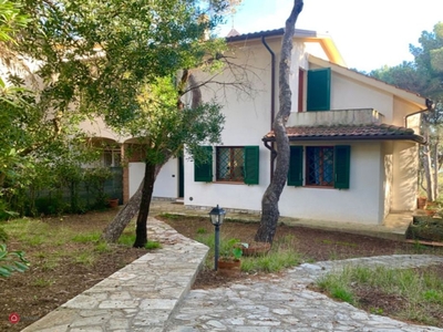 Casa Bi/Trifamiliare in Vendita in Via Trebbia a Rosignano Marittimo
