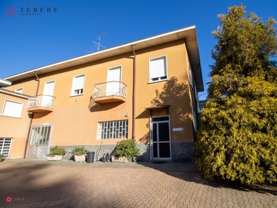 Casa indipendente in Vendita in Moncucco 65 a Cavaria con Premezzo
