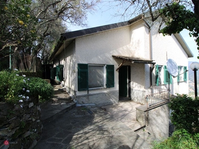 Casa indipendente in Vendita in Via Belvedere 36 a Leivi