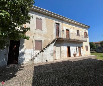 Casa indipendente in Vendita in Via Lavatelli 46 a Cassolnovo