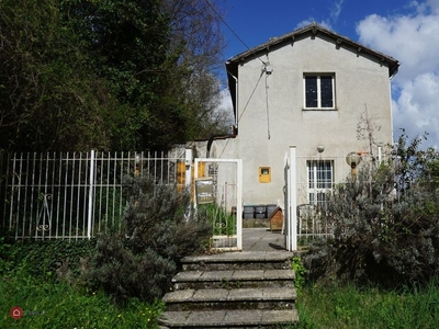 Casa indipendente in Vendita in Via Selva Piana a Rieti
