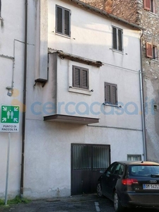 Casa semi indipendente in vendita in Via Mazzini 81, Giove