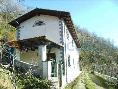 Casa singola in vendita a Savona