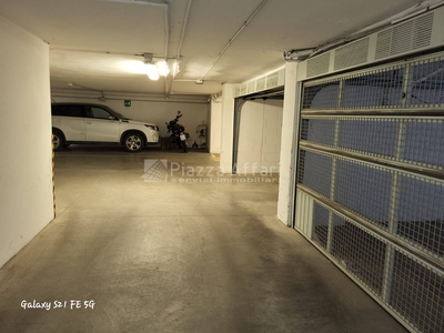 Garage / posto auto di 37 mq a Reggio nell'Emilia
