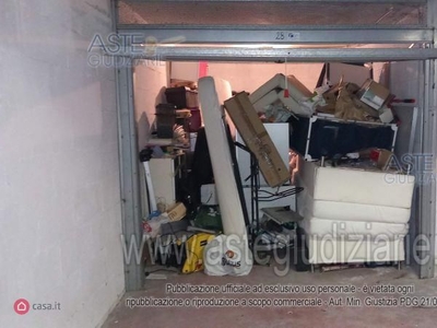 Garage/Posto auto in Vendita in Via Giuseppe Berto 7 a Roma