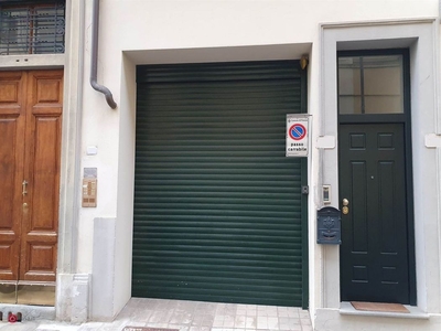 Garage/Posto auto in Vendita in Via Raffaello Lambruschini a Firenze