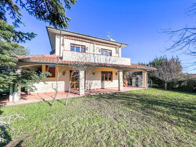 Indipendente - Villa a Santissima Annunziata, Lucca