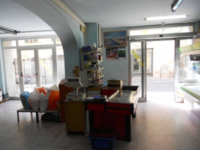 Negozio / Locale in vendita a Prato