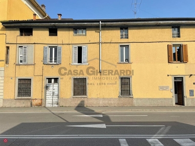 Palazzo in Vendita in Via San Bernardino a Bergamo