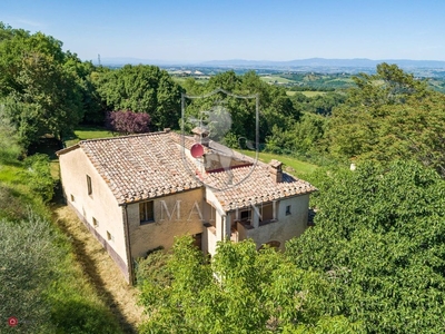 Rustico/Casale in Vendita in Via Ricasoli a Sarteano