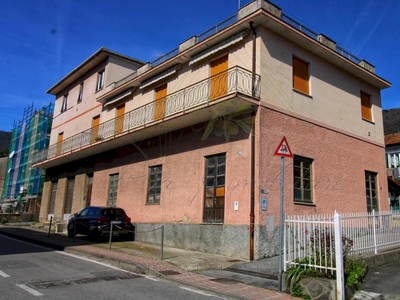 Semindipendente - Porzione di casa a Rapallo