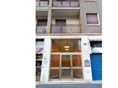 Porzione di casa in affitto a Milano, Zona Monumentale, Via Giuseppe Govone 26