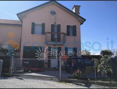Villa in ottime condizioni, in vendita in Via Alla Fonte, Cavallino Treporti