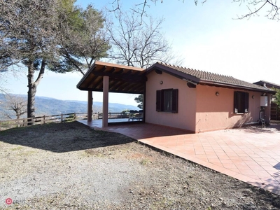 Villa in Vendita in Località Merea 75 a Diano Arentino