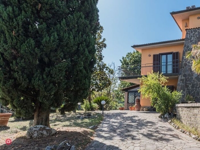 Villa in Vendita in Via dell'aquila 158 a Morlupo