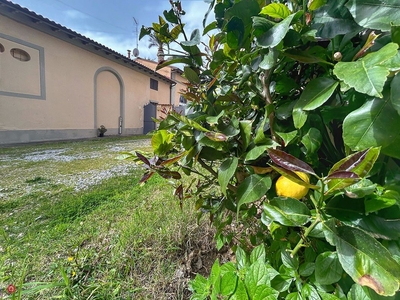 Villa in Vendita in Via Guglielmo Micheli a Livorno