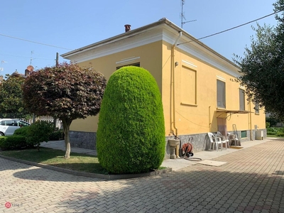Villa in Vendita in Via raffaello sanzio a Mortara