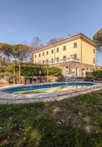 Villa in Vendita in Via Sarzanello a Sarzana