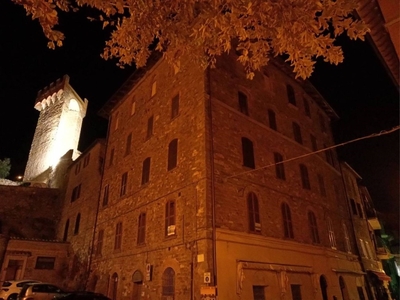 Appartamento in in vendita da privato a Passignano sul Trasimeno piazza Aldo Moro, 11