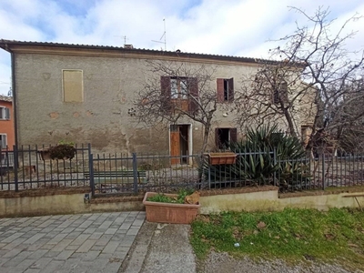 Appartamento in vendita a Castiglione del Lago via Camillo Benso di Cavour, 8
