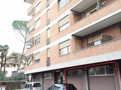 Appartamento in vendita a Foligno via del Campanile, 16