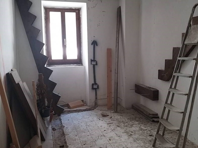 Appartamento in vendita a Monteleone di Spoleto corso Vittorio Emanuele, 16