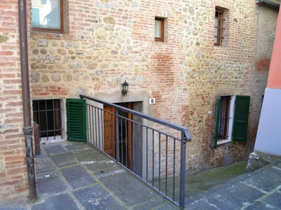 Appartamento in vendita a Monteleone d'Orvieto via di