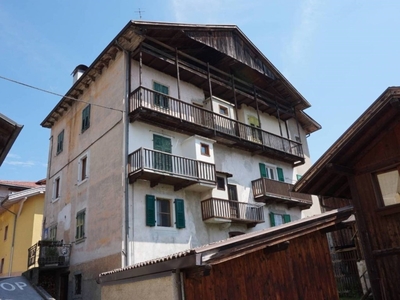 Appartamento in vendita a Pelugo via pelugo