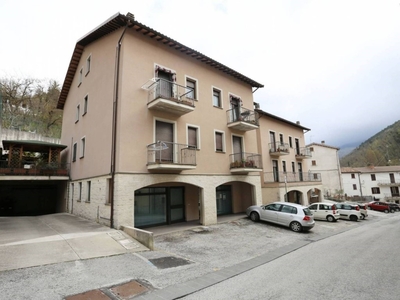 Appartamento in vendita a Scheggia e Pascelupo via Masaccio