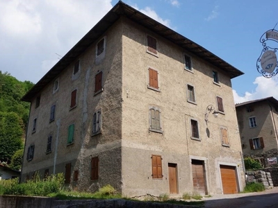 Appartamento in vendita a Sella Giudicarie via b. Lucchi, 5