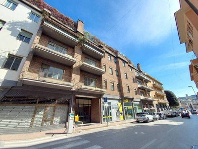 Appartamento in vendita a Spoleto via Flaminia, 20