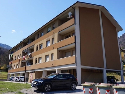 Appartamento in vendita a Tione di Trento località Polin, 3
