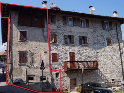 Appartamento in vendita a Tione di Trento via cavour