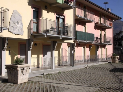 Appartamento in vendita ad Aosta corso Ivrea, 69/b