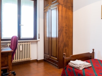 Camera singola in appartamento a Sesto San Giovanni, Milano