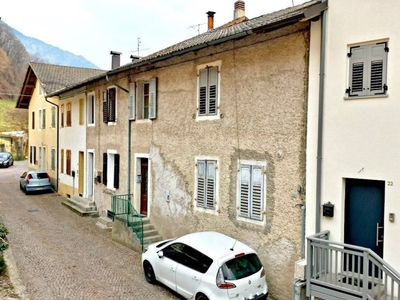 Casa Indipendente in vendita a Castel Ivano via Guglielmo Marconi