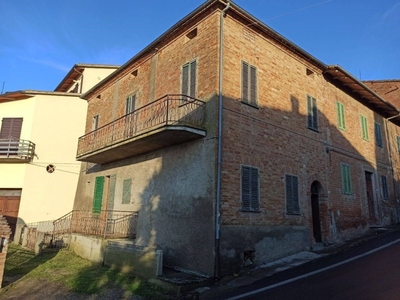 Casa Indipendente in vendita a Castiglione del Lago